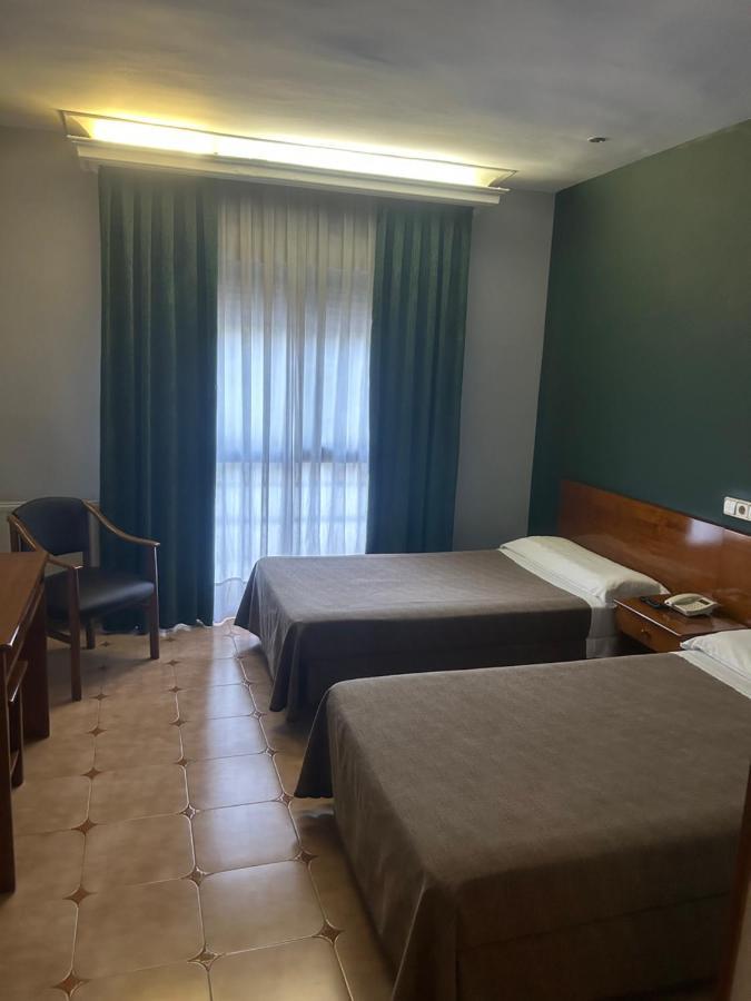 Hostal 36 トレド エクステリア 写真