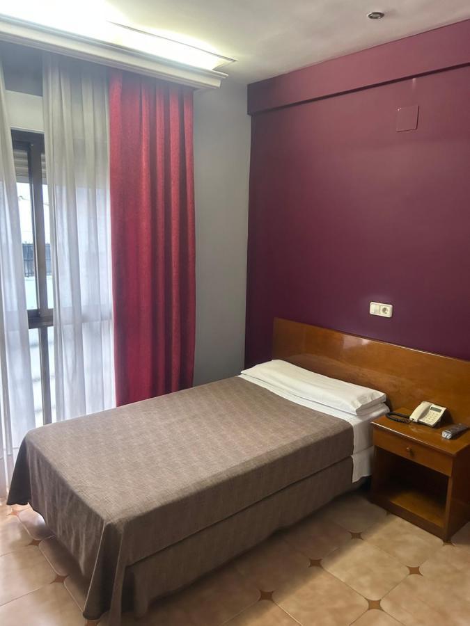 Hostal 36 トレド エクステリア 写真